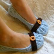 Crochet Pattern for Cute as a Button House slipper Pattern number 111