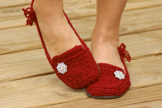 Crochet Pattern For A Womens House Slipper - Lovely Lady Loafers - Six Sizes Included - Women's 5-10 - Pattern Number 117